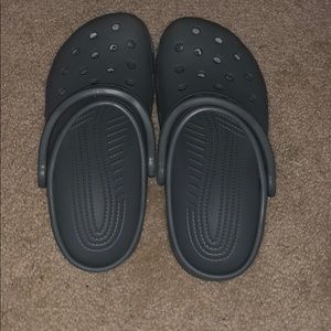 crocs